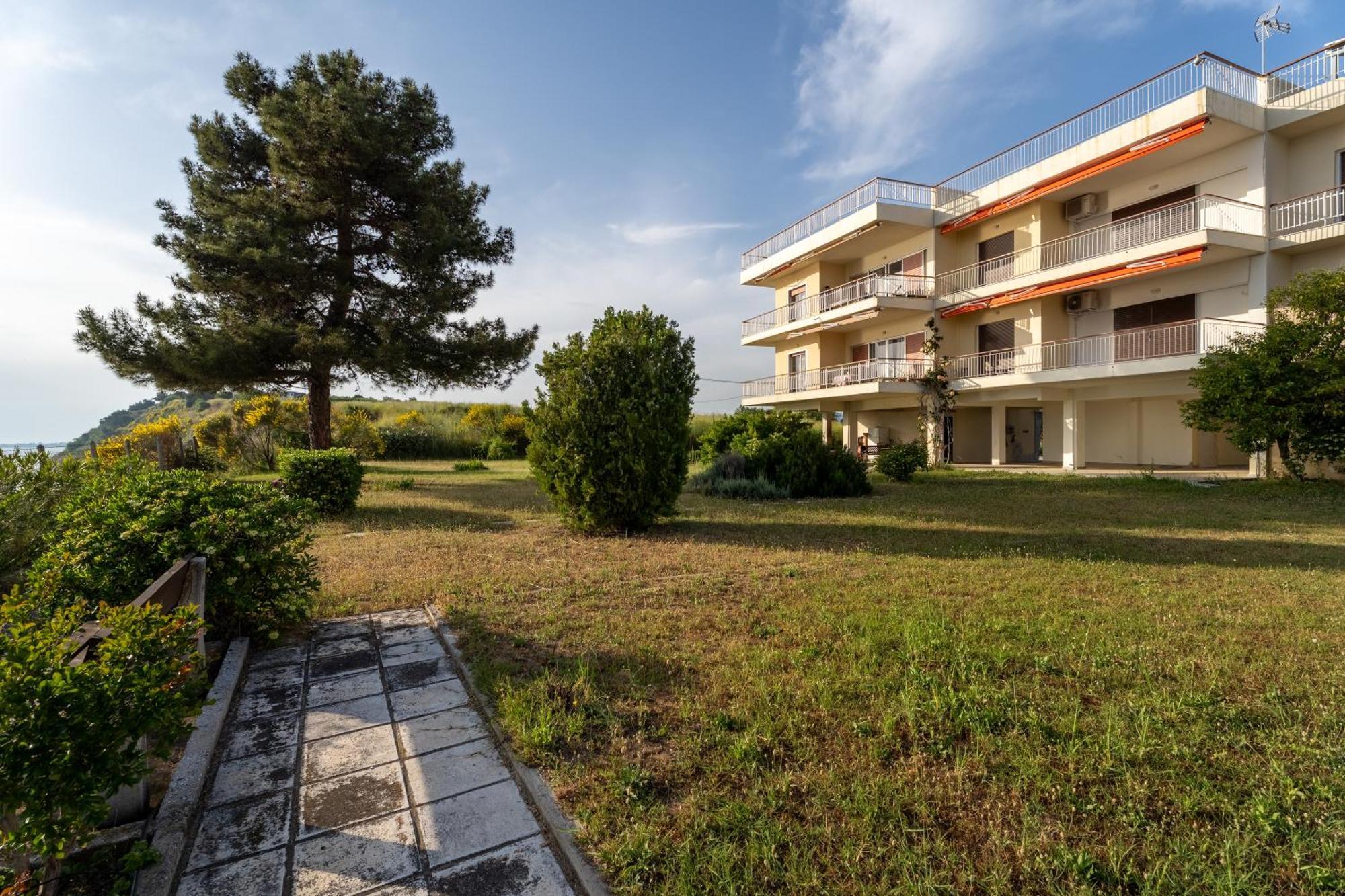 Sunshine House Offering Spectacular Views To Olymp A Daire Nea Iraklia Dış mekan fotoğraf